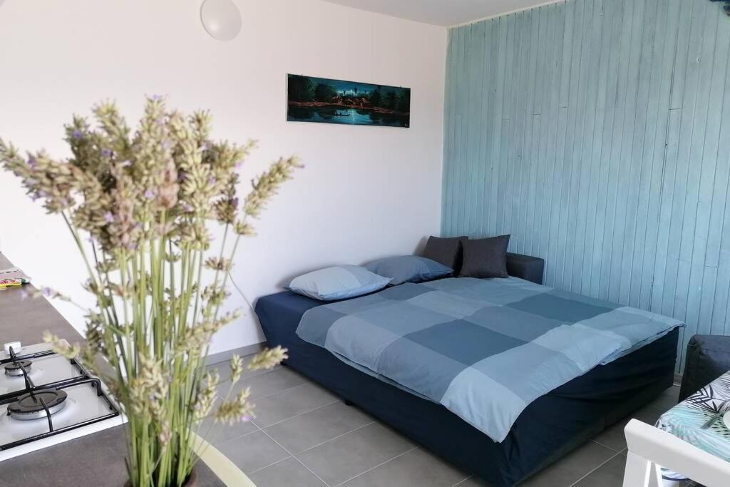 Apartment By The Sea- Santa Marina Raša Εξωτερικό φωτογραφία