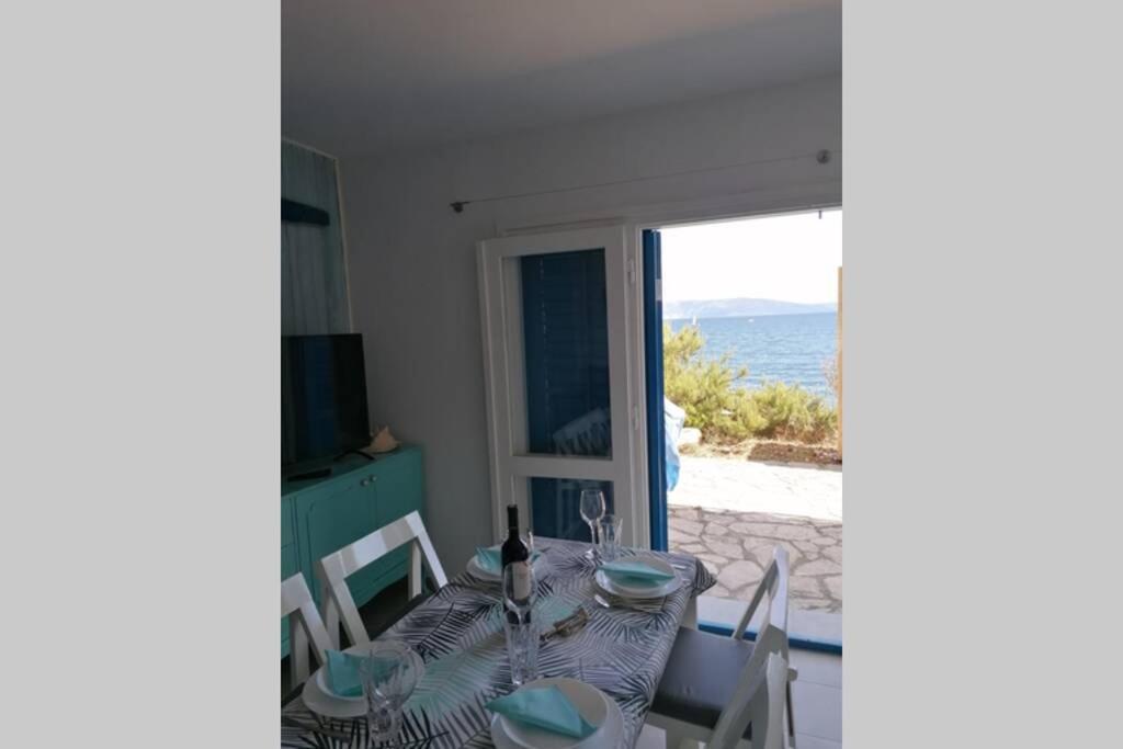 Apartment By The Sea- Santa Marina Raša Εξωτερικό φωτογραφία